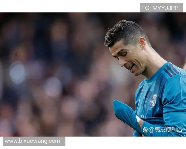 足球巨星感人告别球场视频回顾辉煌岁月与不舍瞬间