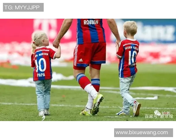 足球明星分享当爸爸的心路历程与家庭生活的点滴感悟