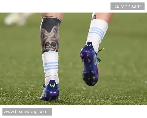 足球明星小腿纹身艺术揭秘展现个性与激情的独特风格