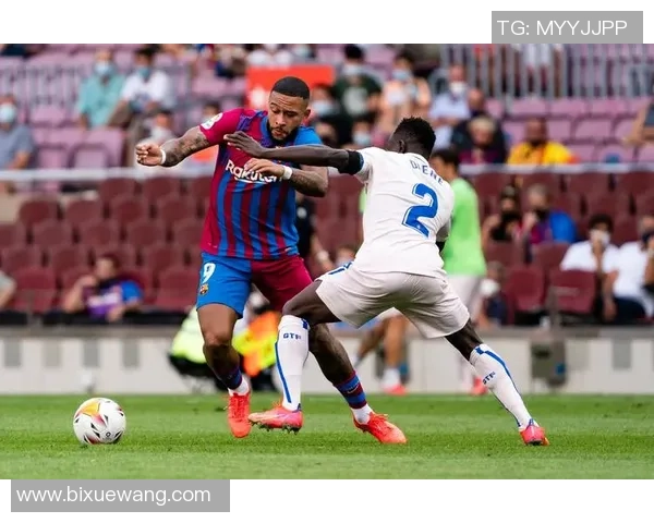 足球明星彩虹过人专场展现技巧与风采的巅峰对决