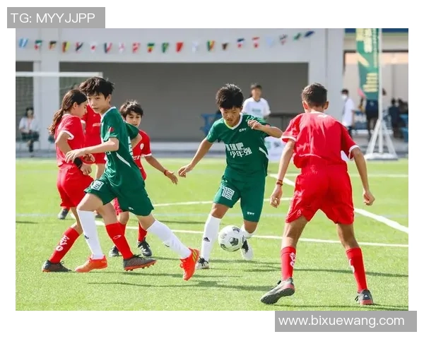 足球明星携手盟宝共创未来助力青少年足球发展与梦想实现