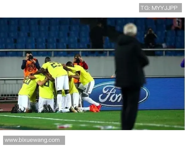 足球明星李现的精彩瞬间与魅力风采全景展示