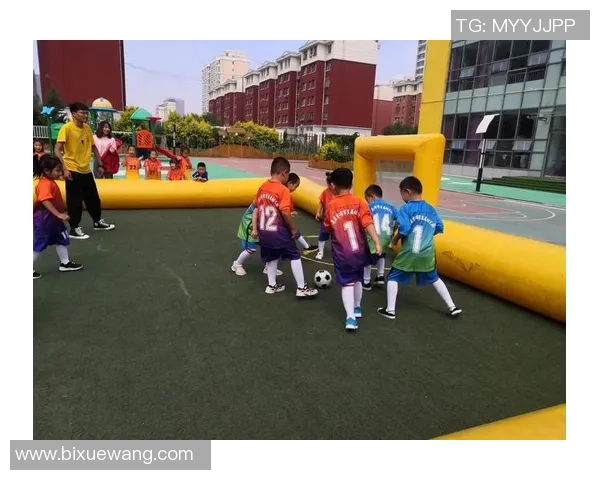 足球明星明信片混装大礼包畅享足球魅力与明星风采的完美结合 足球明星明信片混装大礼包畅享足球魅力与明星风采的完美结合