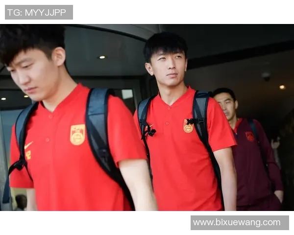 足球明星纷纷发声对佩佩表现提出尖锐批评引发热议