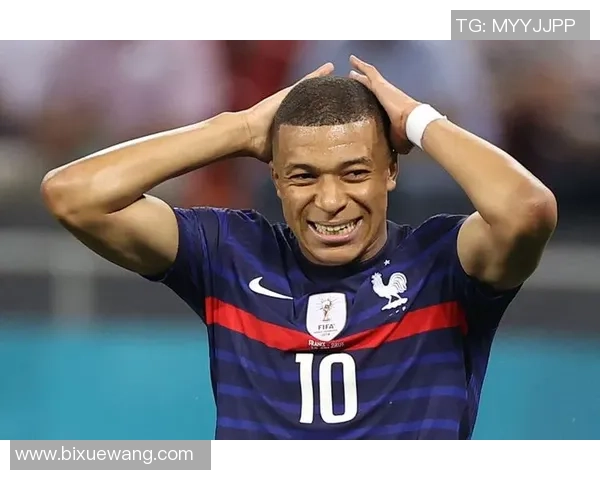 足球明星视频素材帅哥版尽显魅力与风采让你领略足球场上的英俊风范